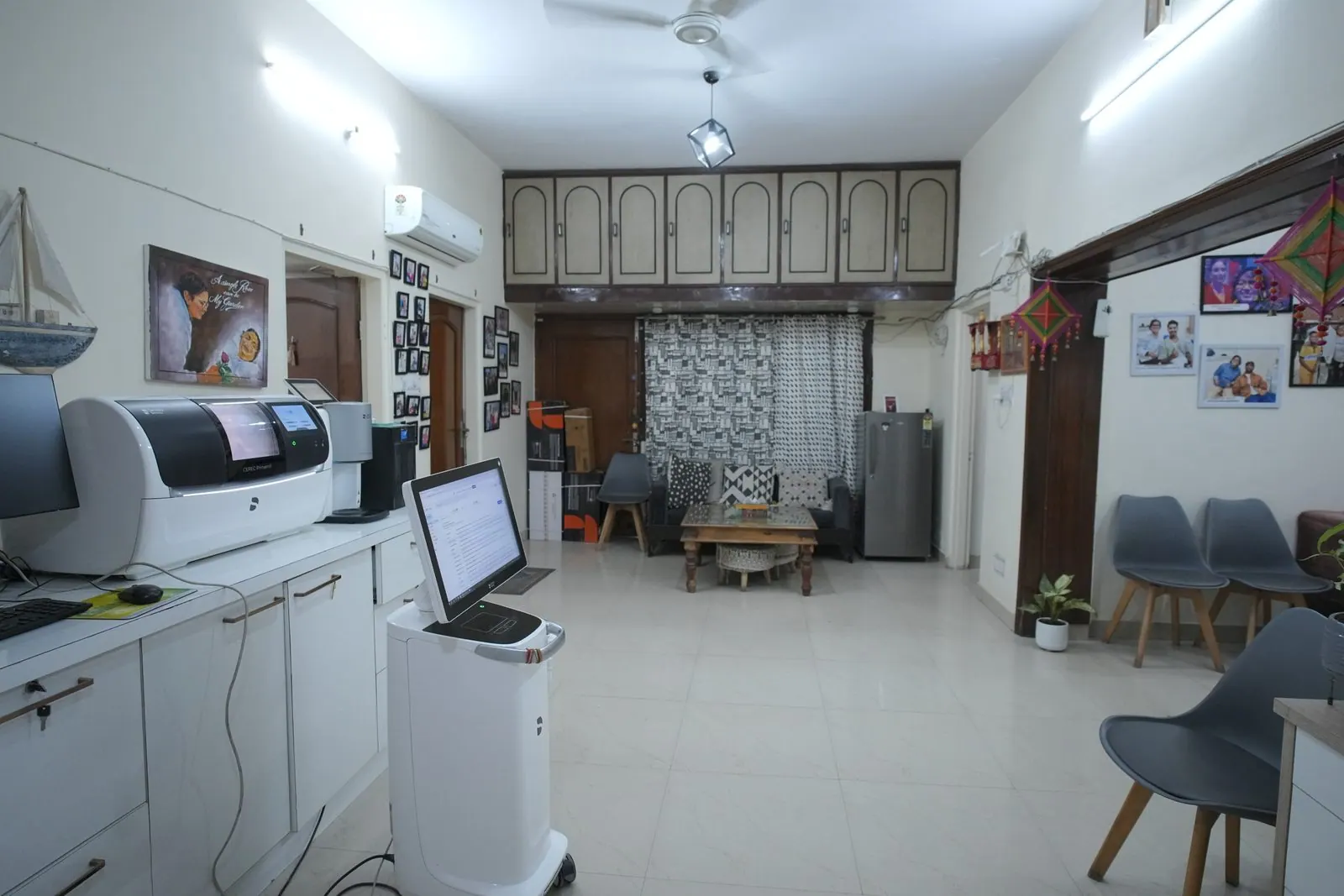 Reception and digital equipment area at Your Dentist, Malviya Nagar, Jaipur