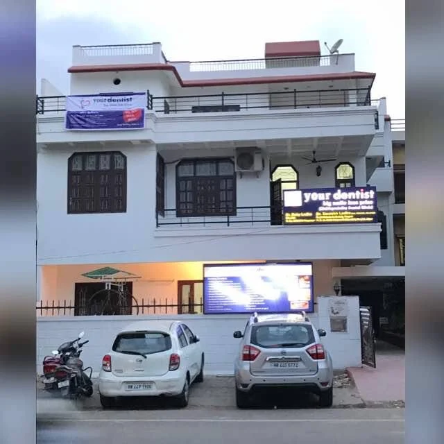 Front of the Your Dentist clinic building in Malviya Nagar, Jaipur