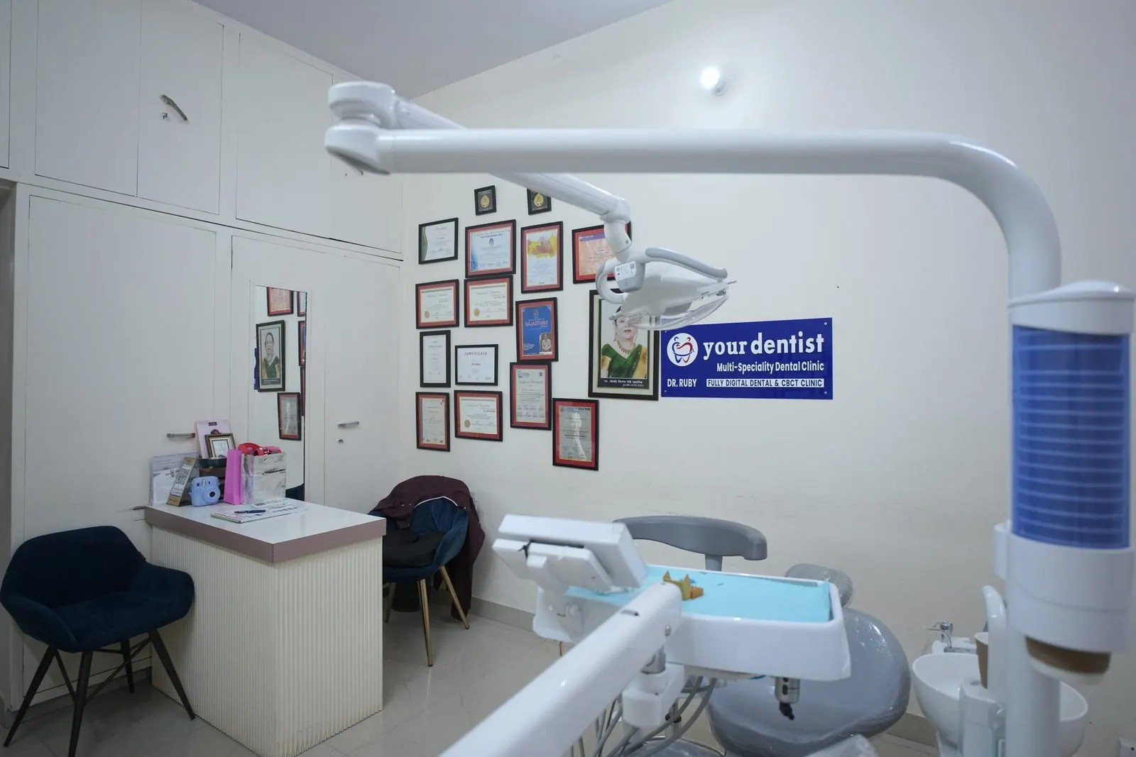 Dental chair and equipment in the treatment room at Your Dentist, Malviya Nagar, Jaipur