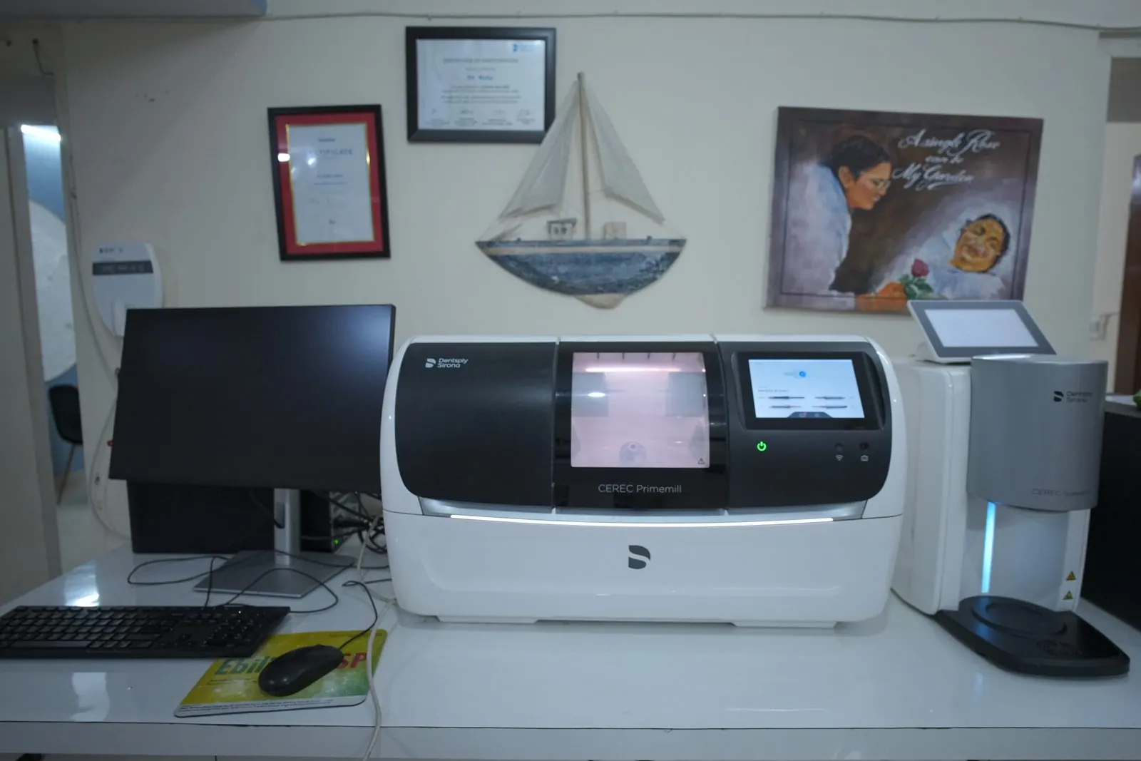 Digital dental scanning and restoration equipment at Your Dentist, Malviya Nagar, Jaipur